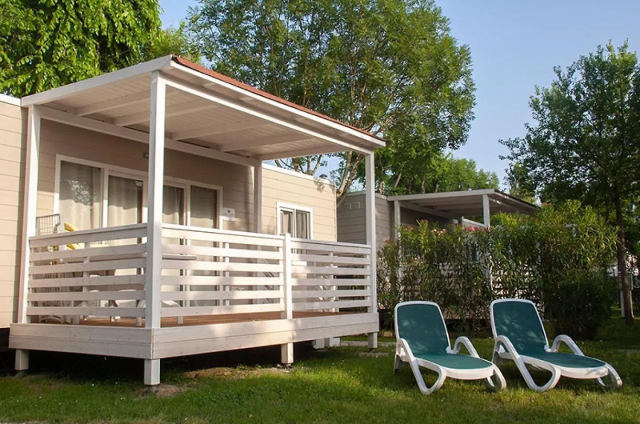 Villaggio Camping Adria Casal Borsetti Village de vacances